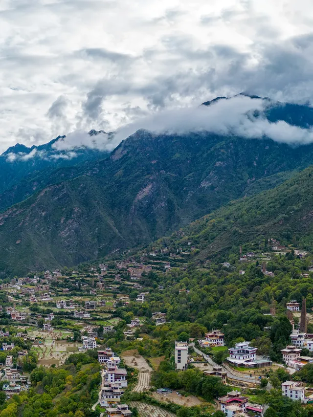 丹巴中路藏寨 丹巴中路藏寨