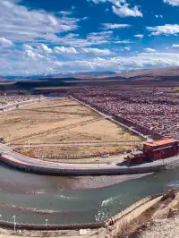 在海拔4000米，目睹一場信仰的燃燒！