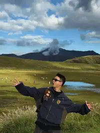 火山口在轟隆,腳下卻是抹茶草原|阿蘇火山