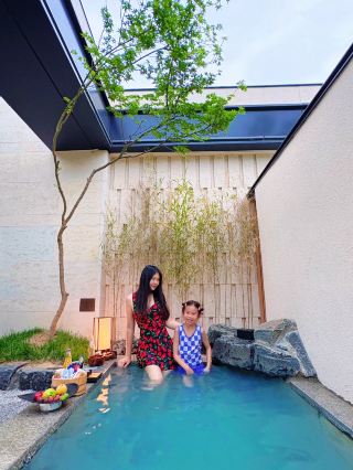 Luxury Private Hot Springs in Beijing | A Perfect Spot for Kids to Relax and Take Photos