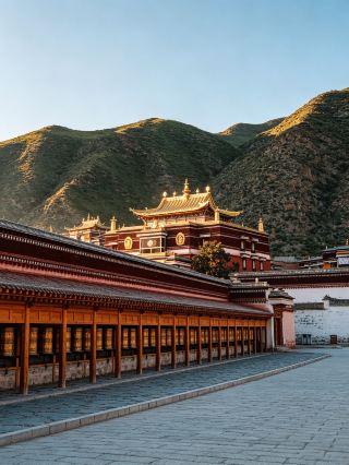 Gannan Labrang Monastery, a stunning Buddhist kingdom in Tibet, heals all restlessness