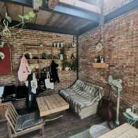 ร้าน  byใบ  คาเฟ่ลับในปราจีนบุรี