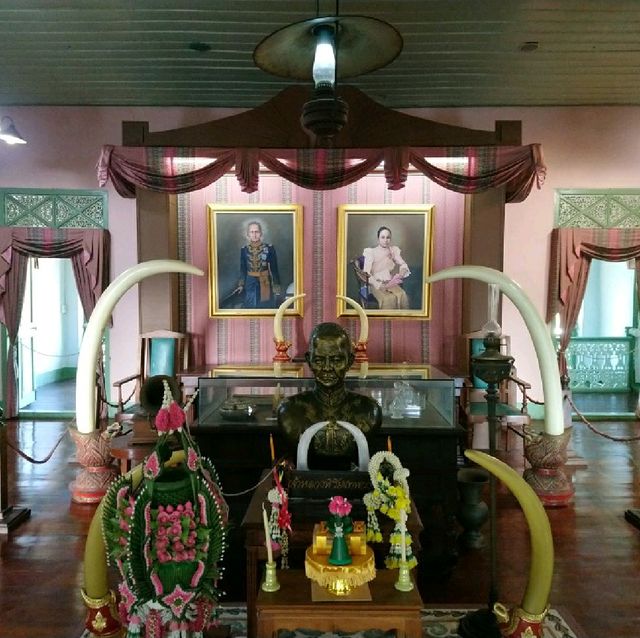 ชมเครื่องเรือน @คุ้มเจ้าหลวง