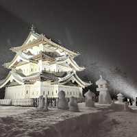 日本青森弘前城雪祭，一生一次的絕景