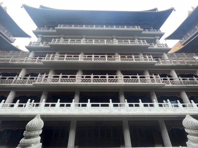 【上海・静安寺】街中にある上海の三大寺院