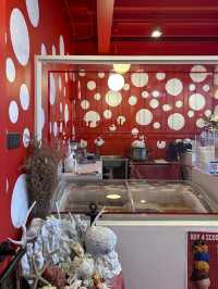 ร้านไอศกรีมลับ ริมทะเลเกาะสิเหร่ ภูเก็ต