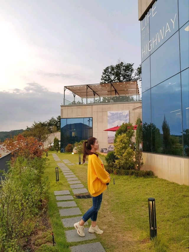 아산 가볼만한 곳, 공세리성당 천국의계단 카페⛪️