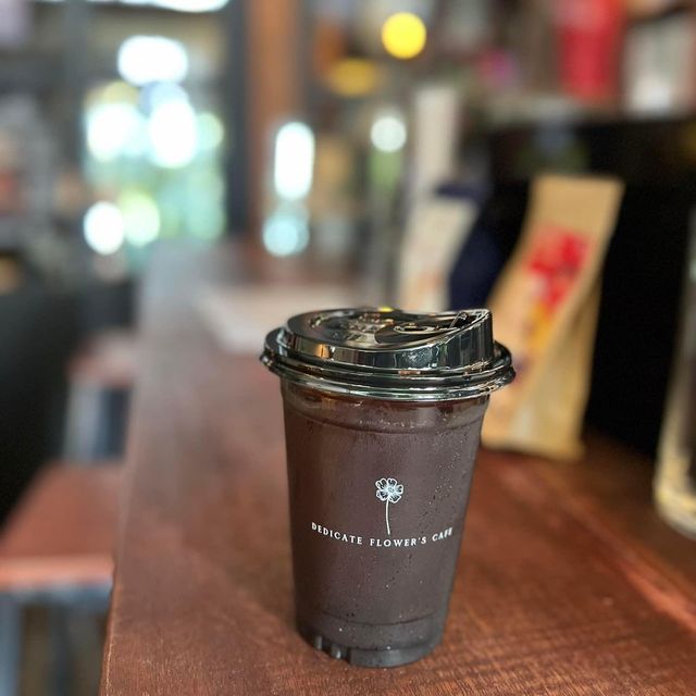 Dedicate Flower’s Cafe 
