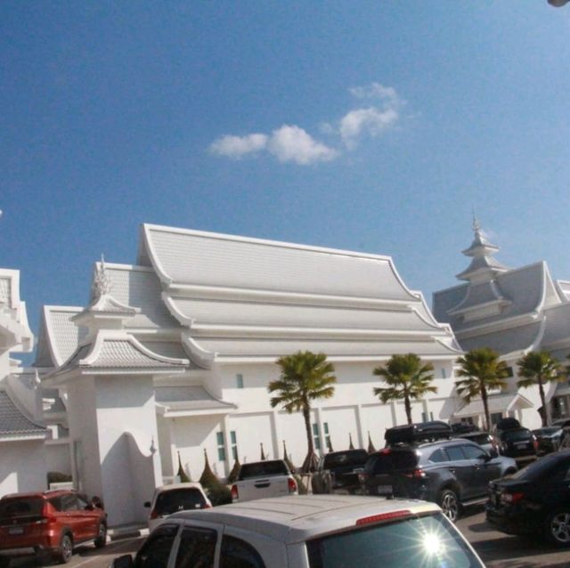 清萊🌄白廟（白龍寺）Wat Rong khun