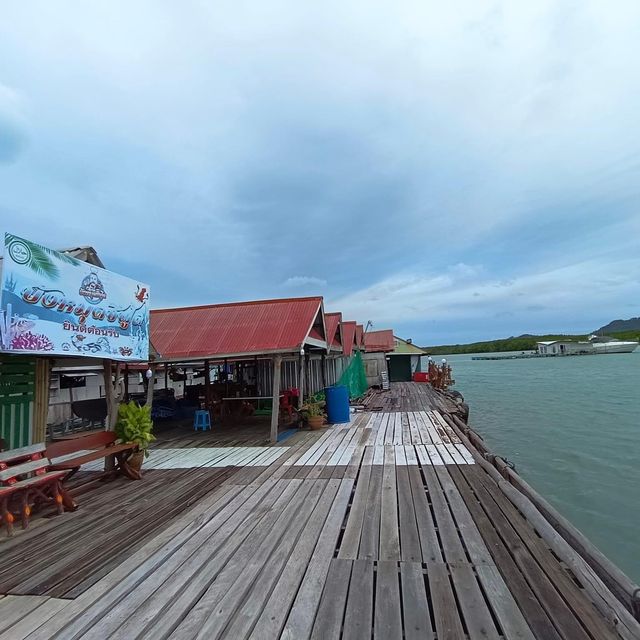 📍บังหมุด ซีฟู้ดแพอาหารกลางทะเลภูเก็ต