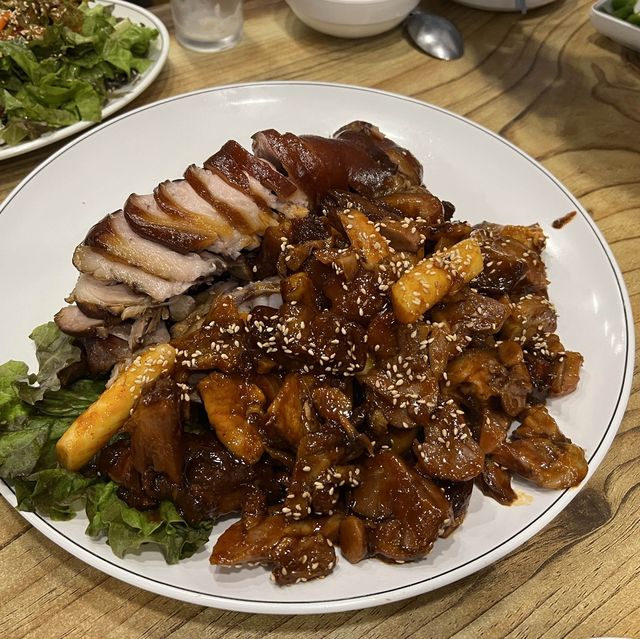안성에서 불족 제일 맛있게 하는 명품왕족발!