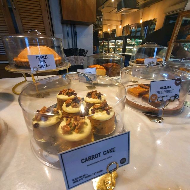 "Sunrise Delights: Brunch Extravaganza at Kenny Hills Bakers"