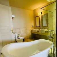 เนรมิตปราสาทงามใจกลางเขาใหญ่ ที่ Mövenpick Resort 