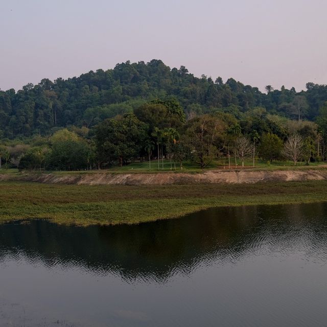 ลานกางเต็นท์ริมน้ำ วิวภูเขา คนละ 150 ระยอง