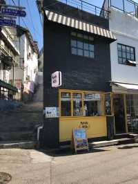  cute cafes + picturesque view in Seoul