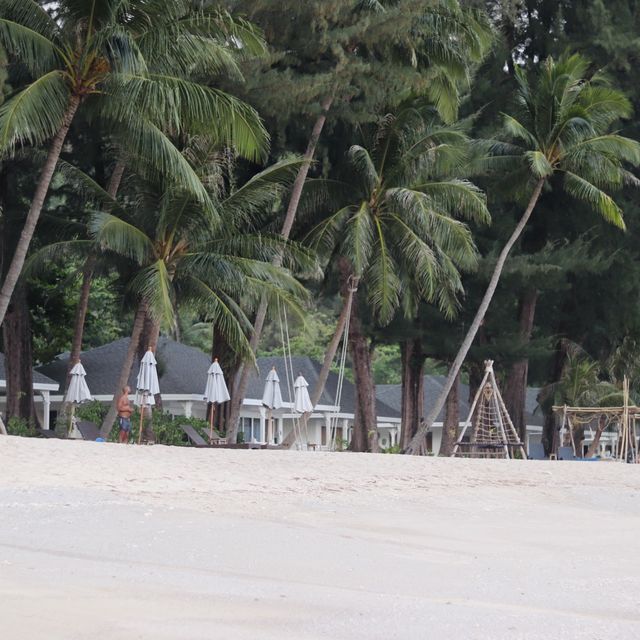 Thavorn Beach Village Resort & Spa ที่พักติดทะเล