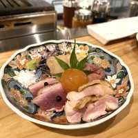 【大阪・福島】芸能人もお忍びで訪れる地鶏焼き店