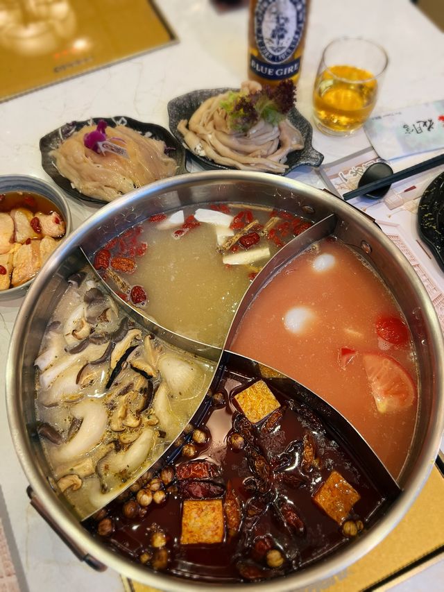 古色古香火鍋店🍲