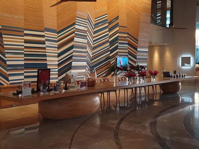 โรงแรม Renaissance Pattaya Resort & Spa 