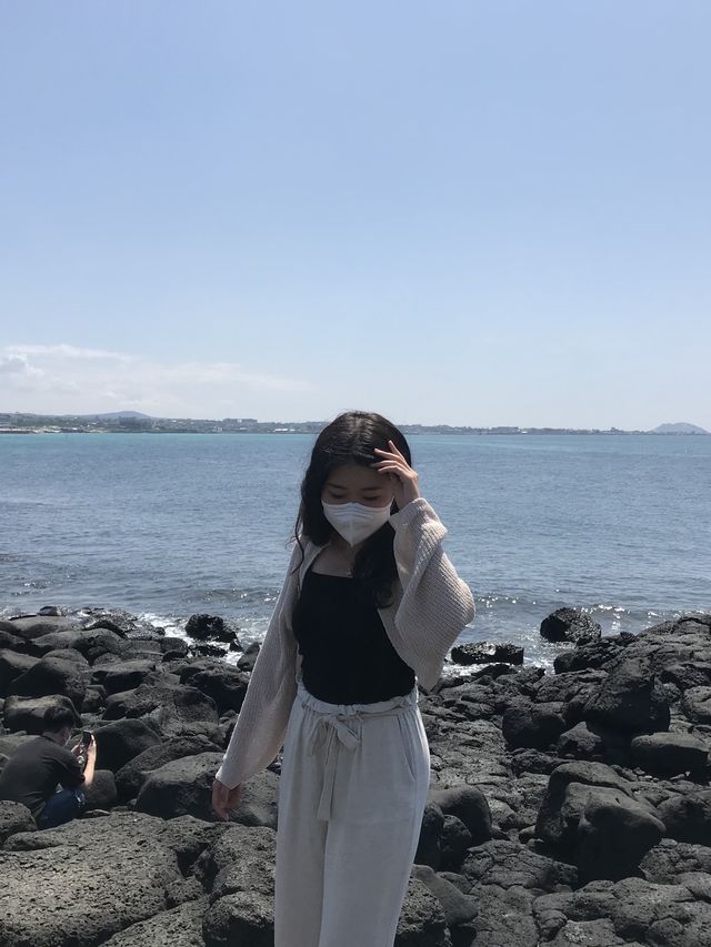에메랄드 빛 바다를 감상하며 걷는 제주 산책로🍀