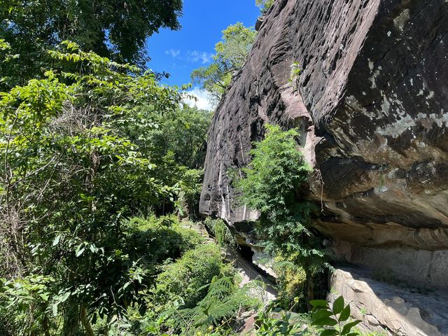 วนอุทยานน้ำตกผาหลวง