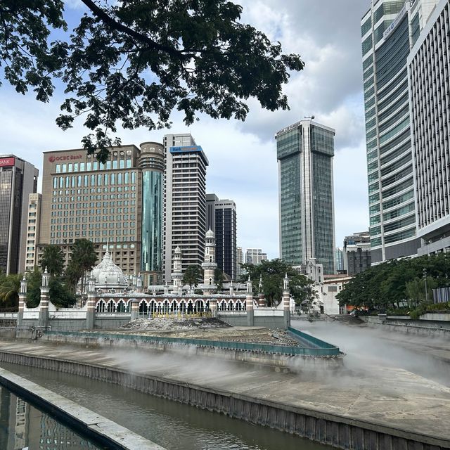 在鬧市沈澱心靈