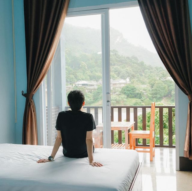 ที่พักวิวแม่น้ำ เฮือนพักอาทิต หนองเขียว 