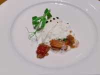 餐廳由米芝蓮星級Chef Enrico Bartolini 開設，食物充滿意大利風情而且又夠正宗，質素有保証~加上意大利藉店員服務超殷勤又夠禮貌，我同朋友仔都食得好盡興，值得一試～