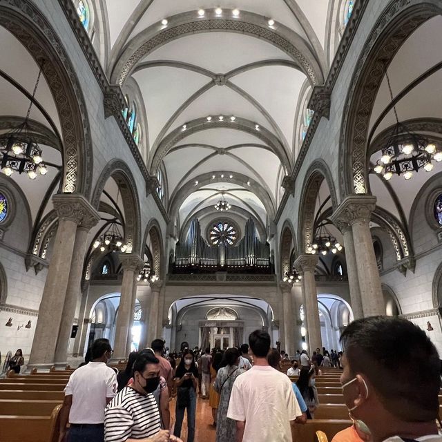 Amazed with the Iconic Manila Cathedral 