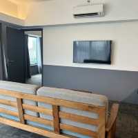 Clean and Super Spacious Hotel with Car Lift