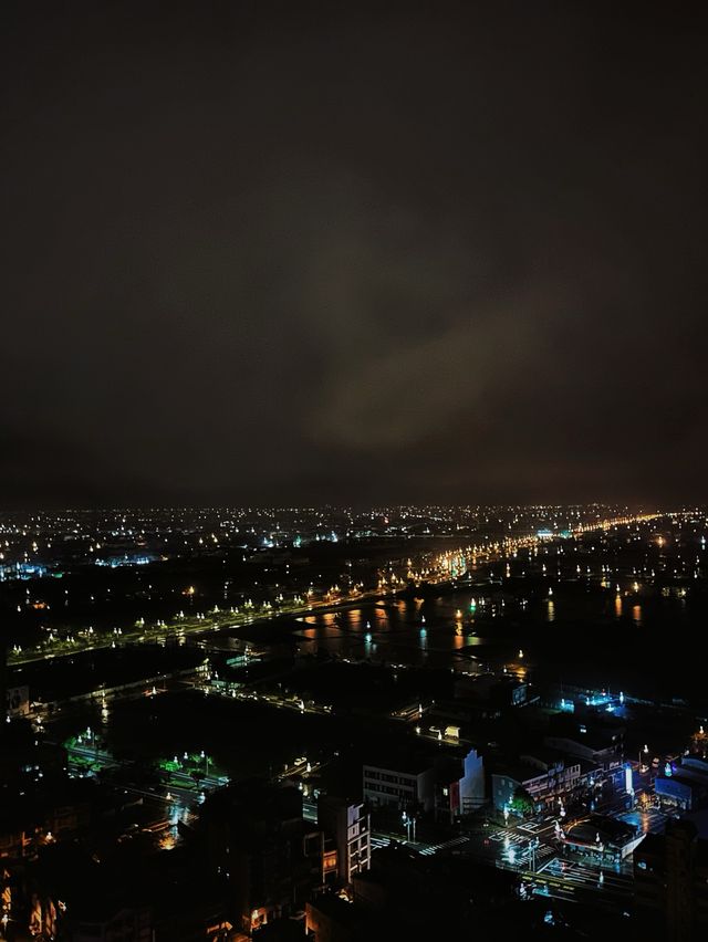 《宜蘭》無敵景觀雙溫泉池飯店推薦 還有絕美夜景高空酒吧-村却國際溫泉酒店