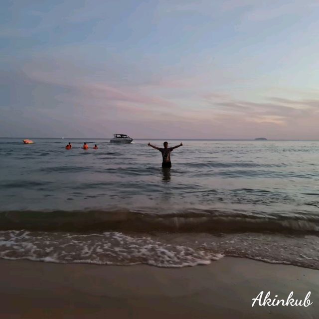 หาดทรายแก้ว อำเภอแกลง