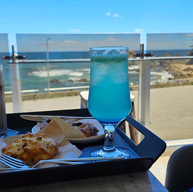 바다보며 힐링 하는 🥤CAFE ANEUK🍹