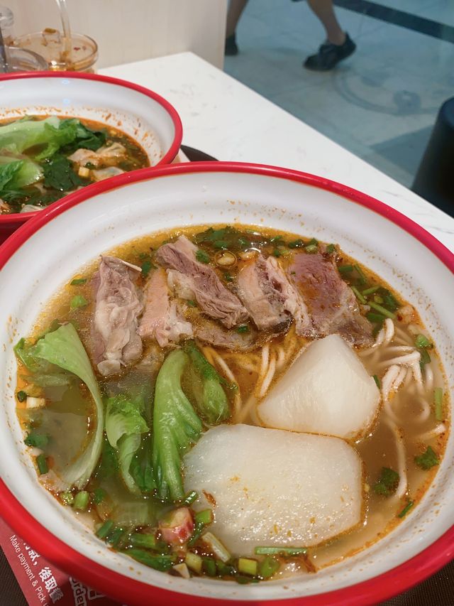 幾抵食的熊貓小雲吞