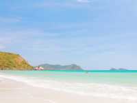 หาดน้ำใส หาดทรายขาวสะอาด 🌴🌴