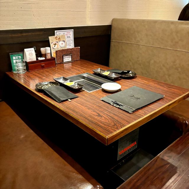 【大阪・日本橋】古民家の情緒中で味わう厳選焼肉と韓国料理「李休 千日前」