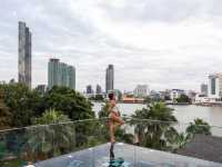 โรงแรมเปิดใหม่ ติดแม่น้ำเจ้าพระยา Ten six