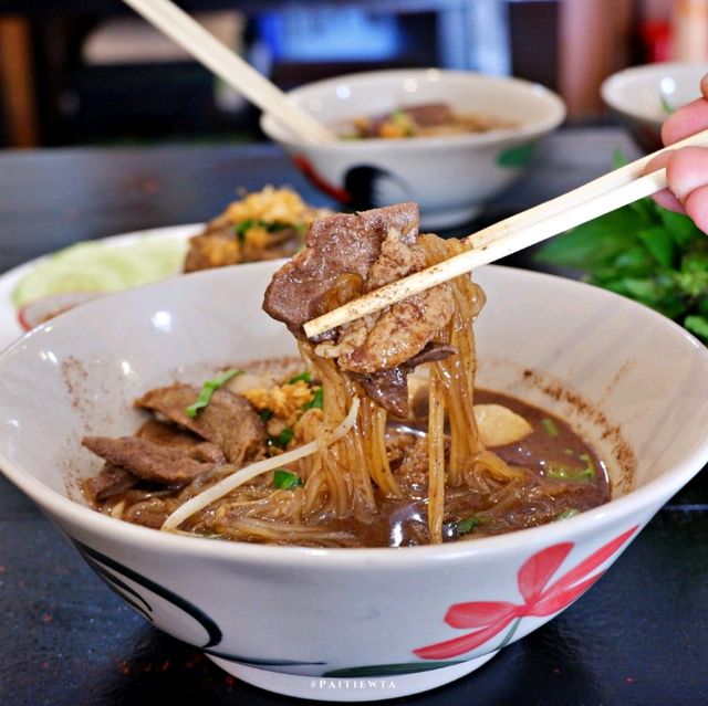 ก๋วยเตี๋ยวเรือนายท้าย