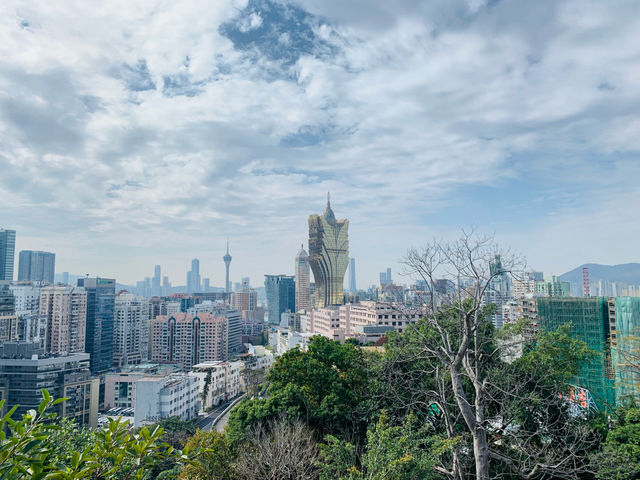 #澳門景點  東望洋炮台 ｜ 飽覽澳門美景的郊遊好去處