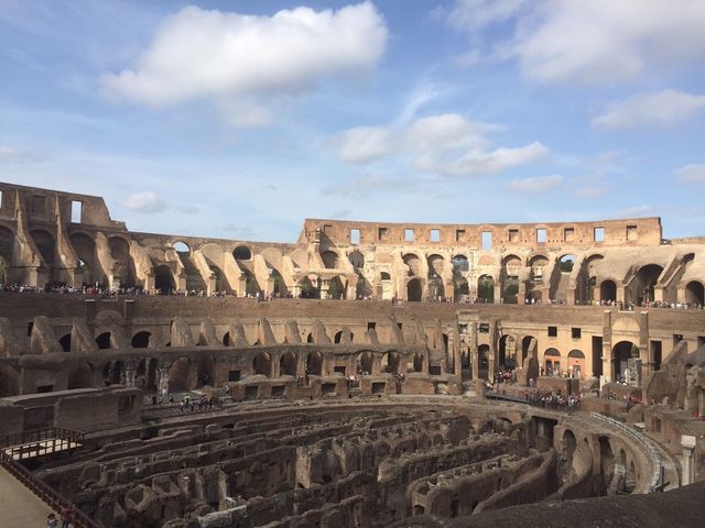 【イタリア】古代ローマを感じる！コロッセオ