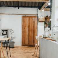 Raku cafe ร้านอาหารญีปุ่น สันกำแพง เชียงใหม่