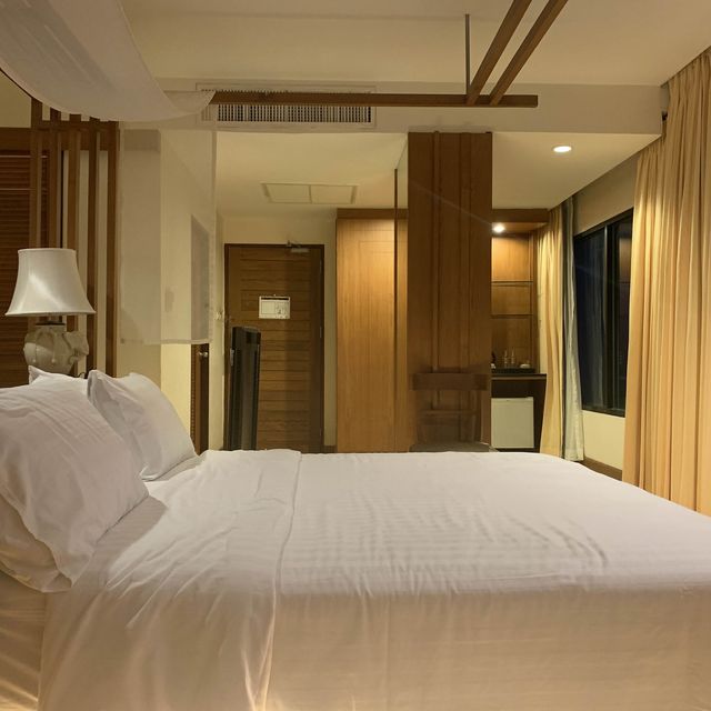 โรงแรมวิวทะเลพัทยาพร้อมสระว่ายน้ำ Cozy Beach
