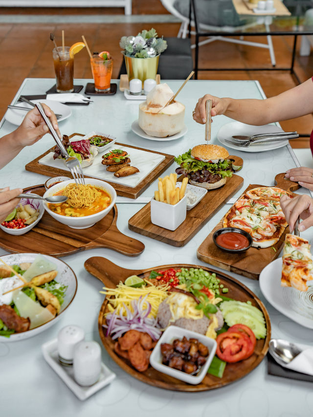 Ob-Oon Patisserie & Boulangerie คาเฟ่มินิมอลหัวหิน