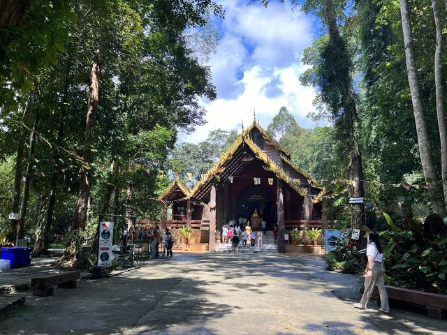 วัดเขาบรรจบ ประตูสวรรค์ อ.มะขาม จ.จันทบุรี