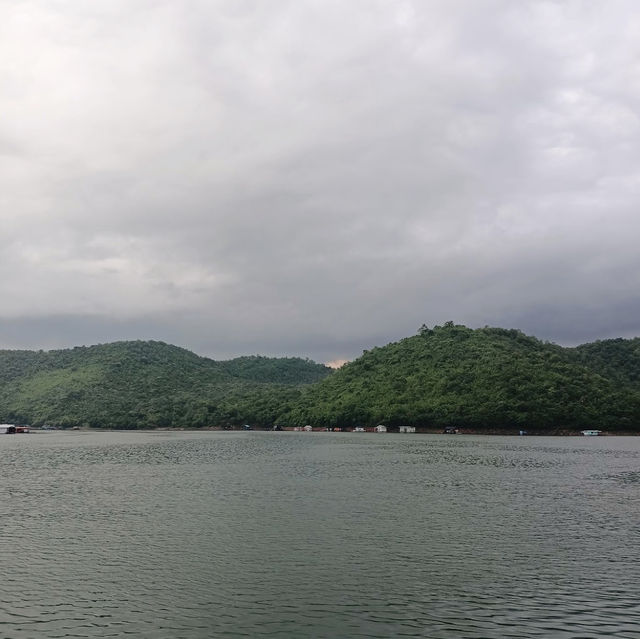 🌊จุดชมวิว เขื่อนเขื่อนศรีนครินทร์ จ.กาญจนบุรี