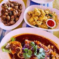 LEAVE IT ALL TO SEAFOODs
