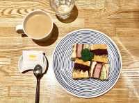 東京 浅草・創業昭和17年のペリカンのパンが味わえるカフェ