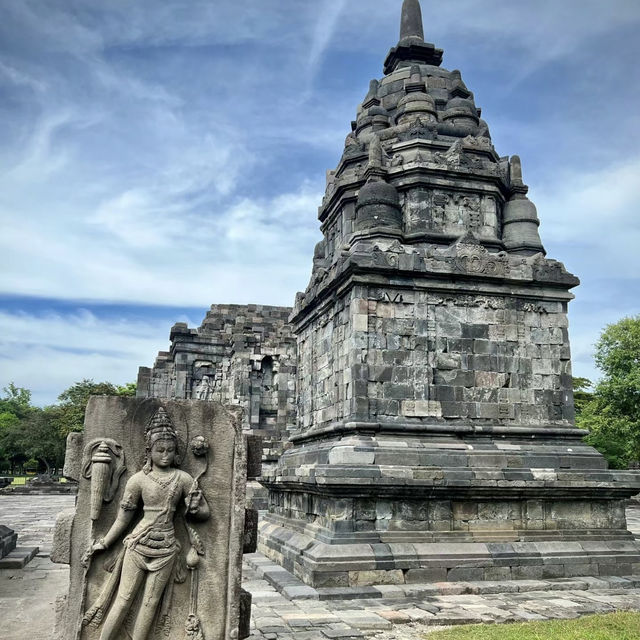 Lumbung temple
