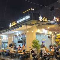 ร้านอาหาร Local Seafood ของคนท้องถิ่นใน Danang