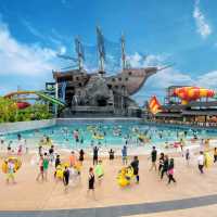 Splashy Splendid SplashMania Water Park
